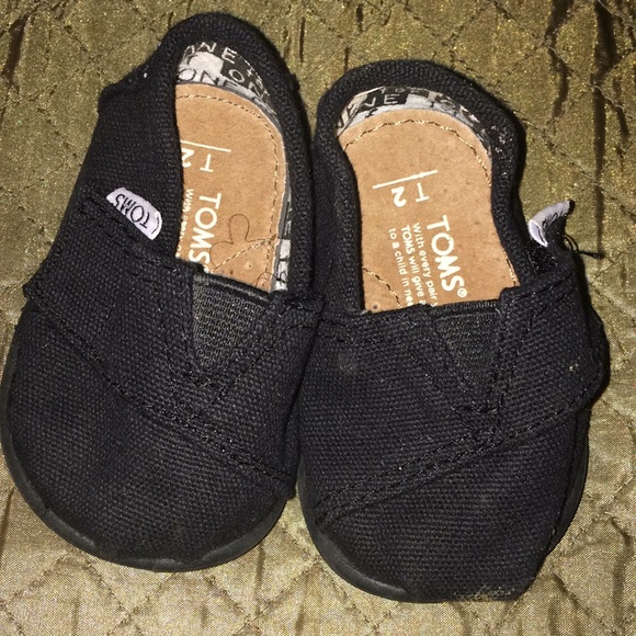 Infant shoes (sold) - Picture 3 of 4
